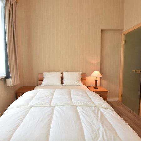 Former Hotel In The Centre And At 50 Metres From The Beach In Panne De Panne Exterior foto